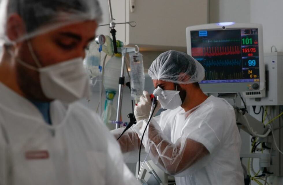 Se notificaron 2.236 casos de coronavirus en Santa Fe y se consolida la baja