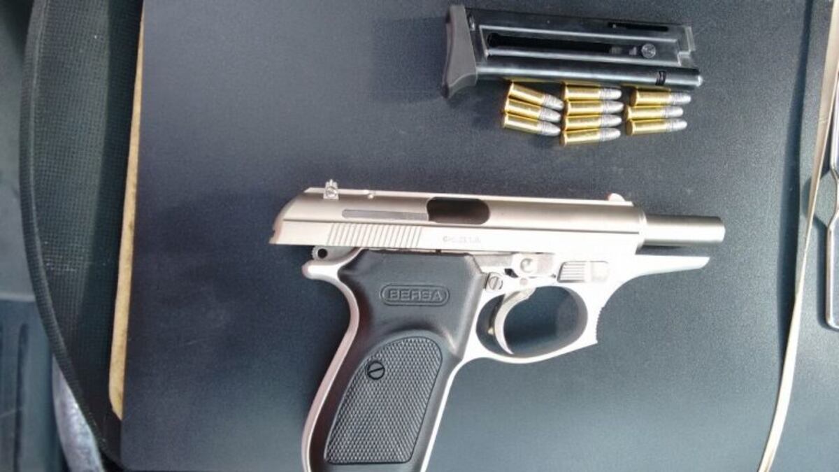 Pistola calibre 22 secuestrada.