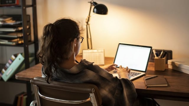 Home office y la columna (Web)