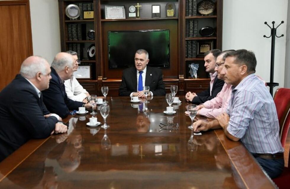 Jaldo se reunió con los legisladores electos de la oposición provincial