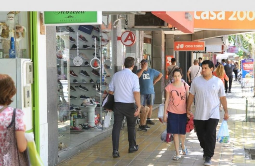 El comercio sanjuanino arranca con un Mega Outlet de útiles escolares