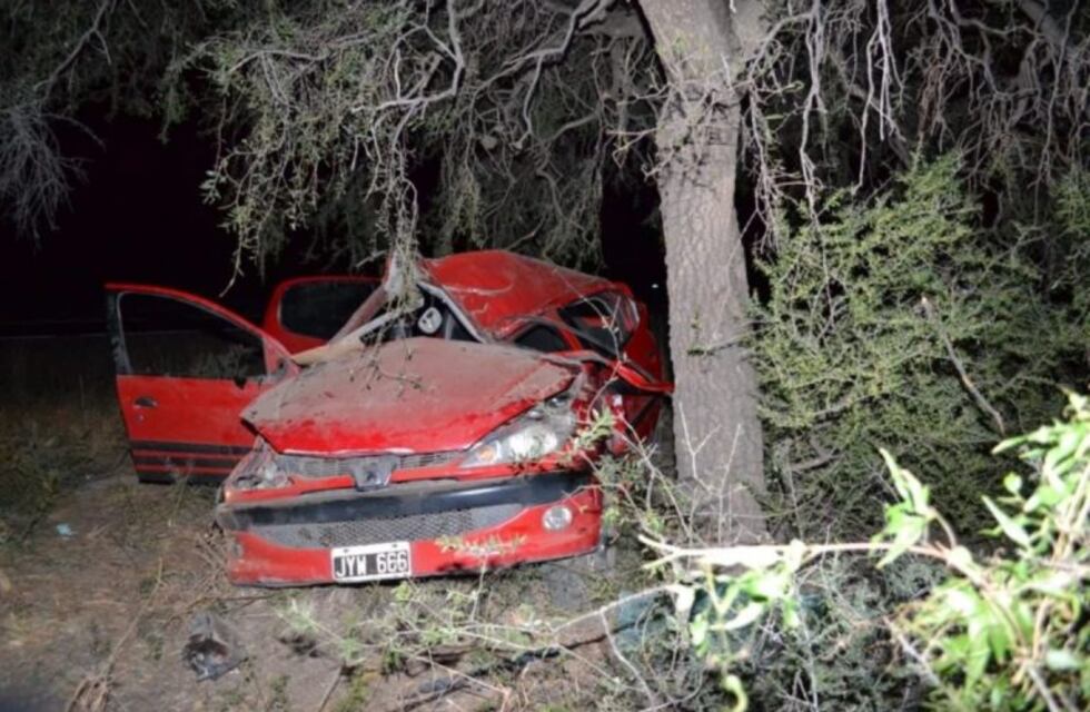 Está grave el turista que chocó cerca de Quines