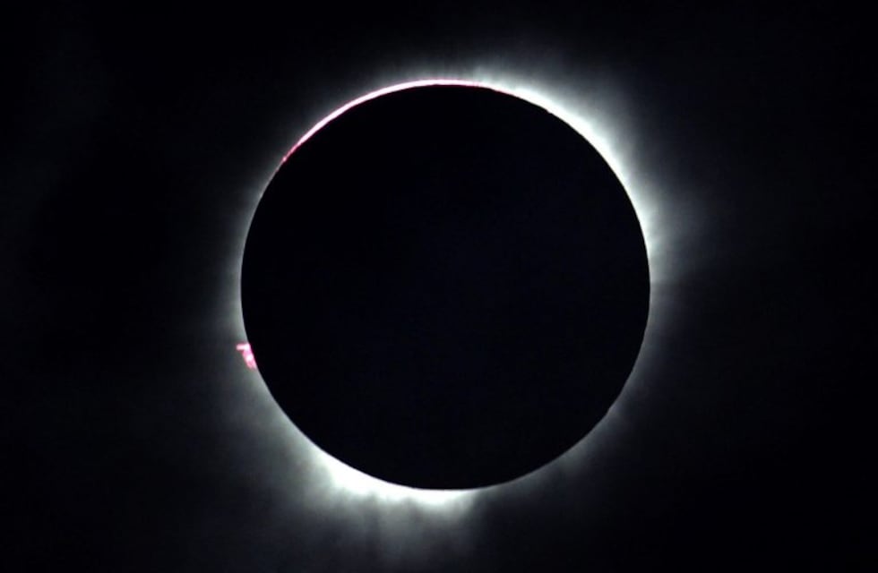 Estados Unidos se prepara para el eclipse solar del siglo, que recorrerá el país de costa a costa