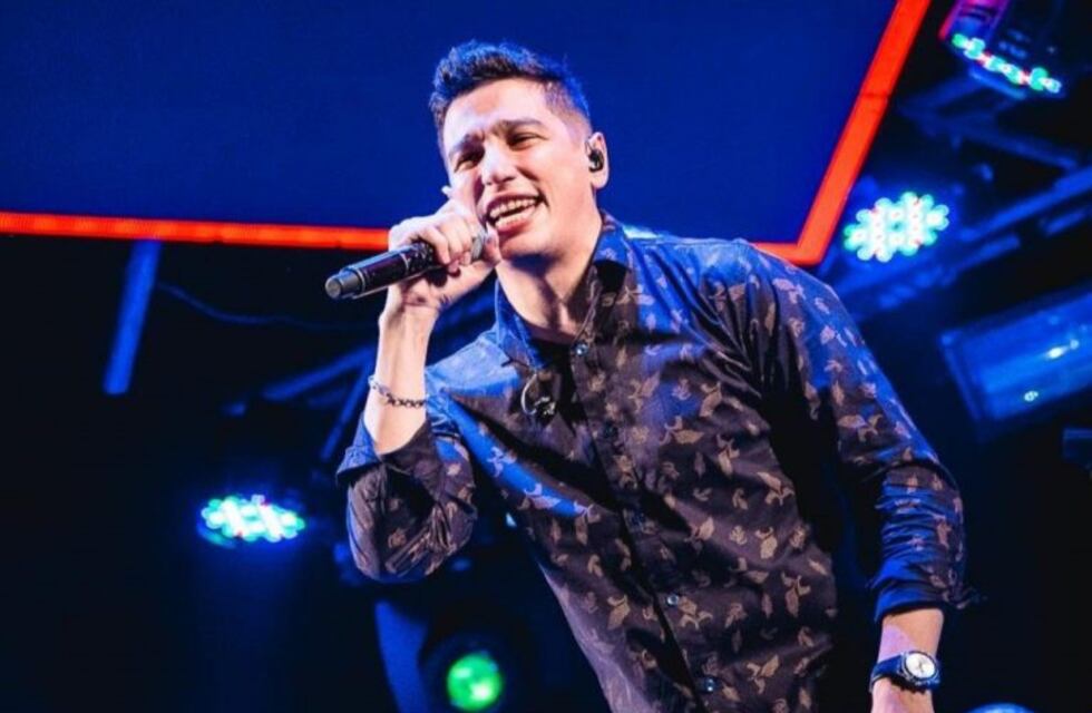 Con una tiernísima foto en redes sociales, el Chino Herrera de Q'Lokura anunció que será papá