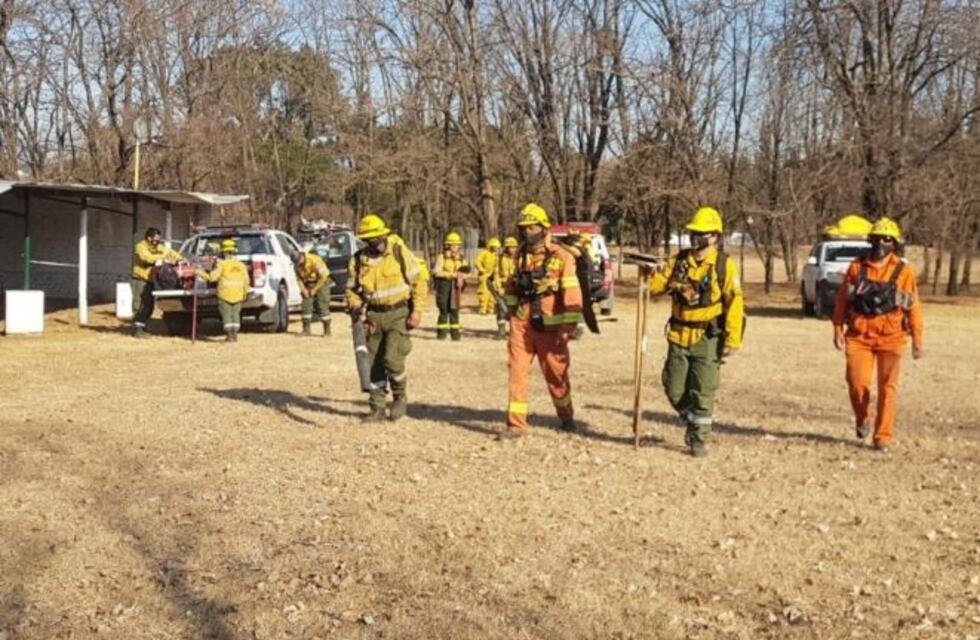 Incendios en Córdoba: la Provincia envía fondos para compra de alimentos y asistencia