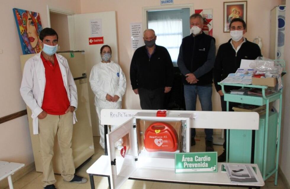 La Cooperativa de Cascallares donó un desfibrilador al Caps de la localidad