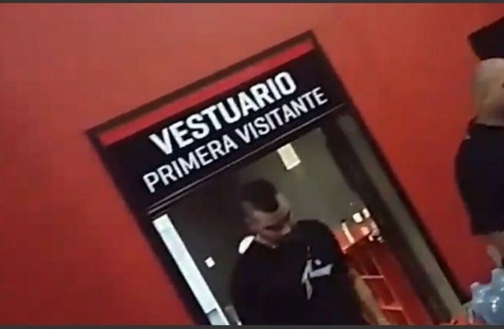 Hallaron cenizas y tóxicos en el vestuario visitante del Coloso