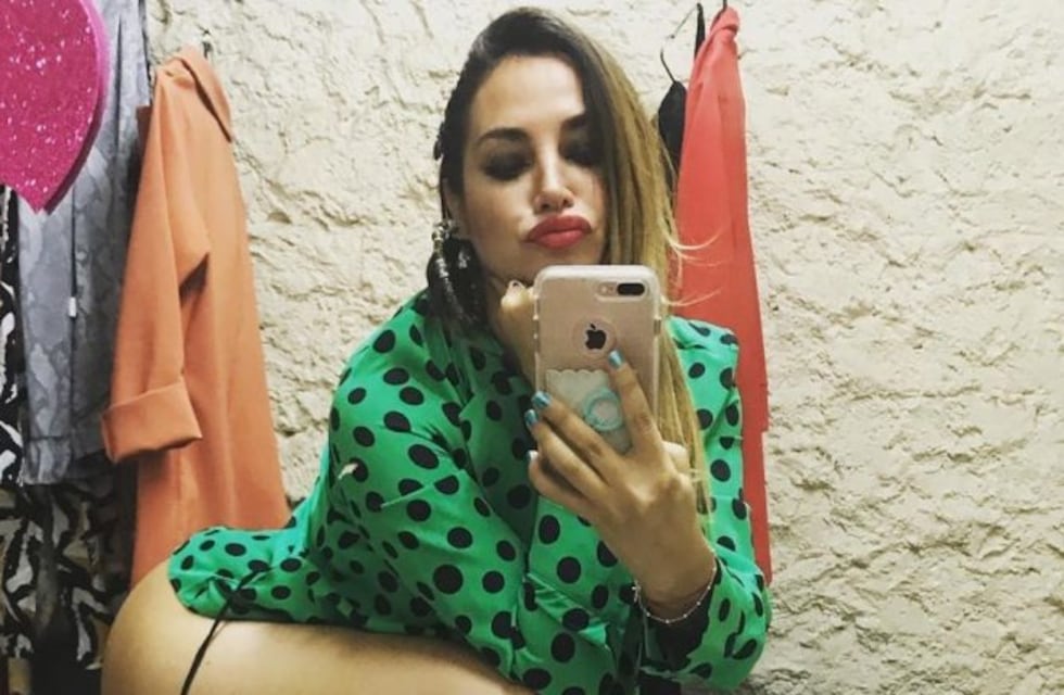 Belén Francese encandiló a sus seguidores con una foto de espaldas en San Rafael