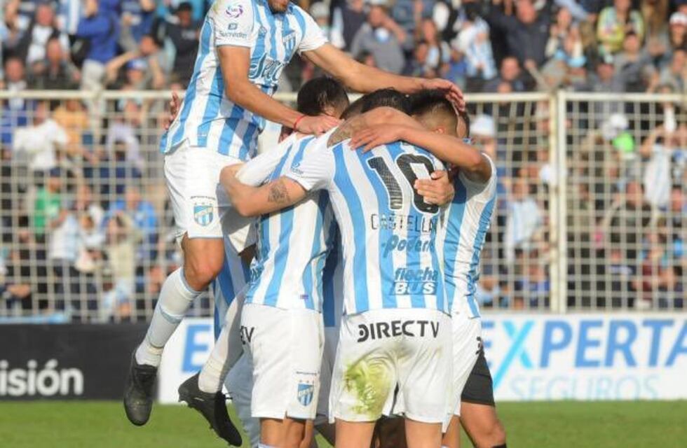 Atlético Tucumán le ganó a Banfield 2 a 1 sobre el final
