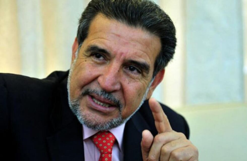 Beder Herrera: "Es imposible que Sergio Casas pueda reelegirse sin violar la constitución"