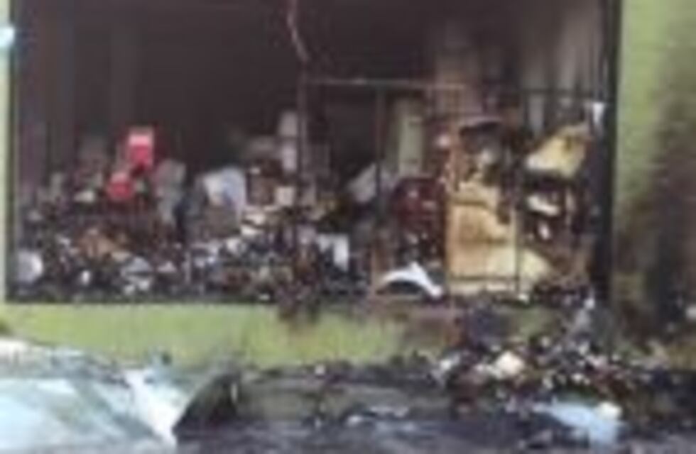 Se incendió una vinoteca en España y Urquiza