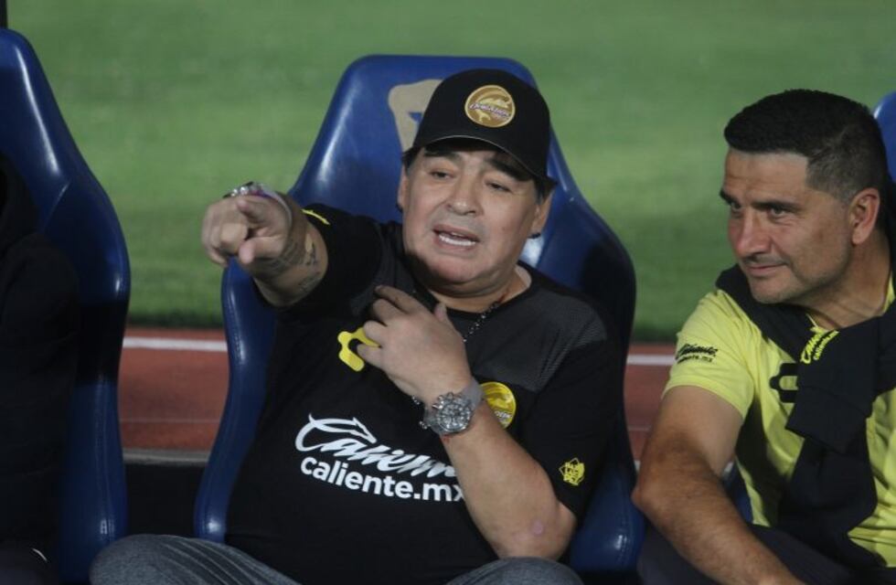 Diego Maradona recibió una propuesta irresistible y podría volver a dirigir en Europa