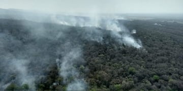 Focos de fuego en el Parque Nacional Calilegua, en Jujuy
