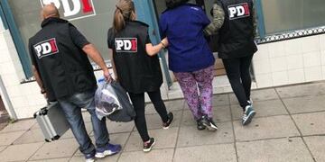 La mujer de 39 años había sido registrada por una cámara de seguridad robando\u002E