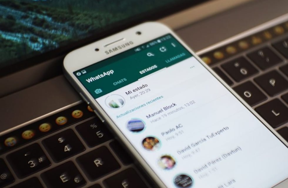 WhatsApp prueba búsquedas en Internet para evitar noticias falsas en los mensajes reenviados
