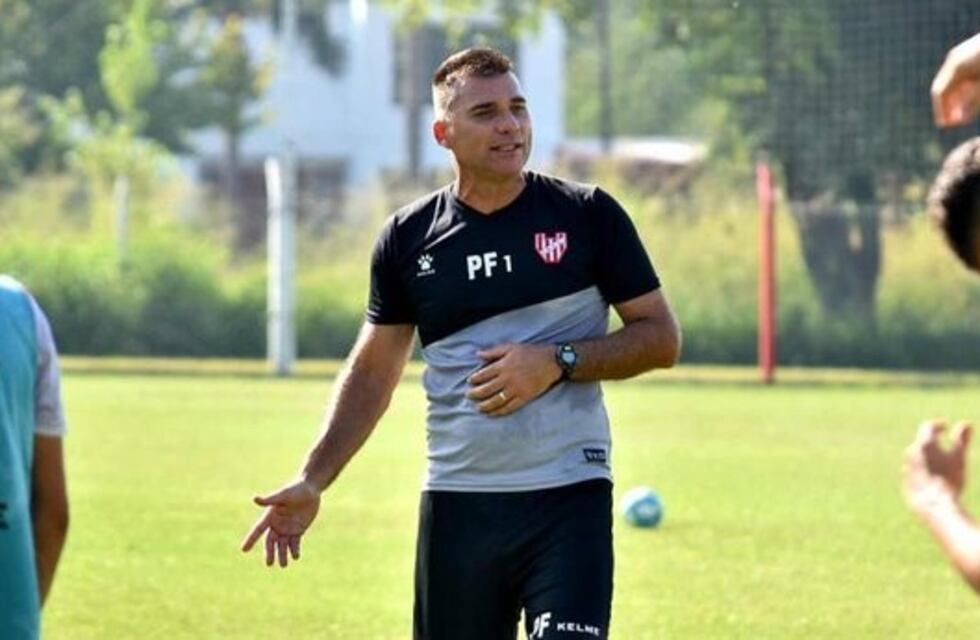 El PF Ernesto Collman, otro "refuerzo" para Instituto