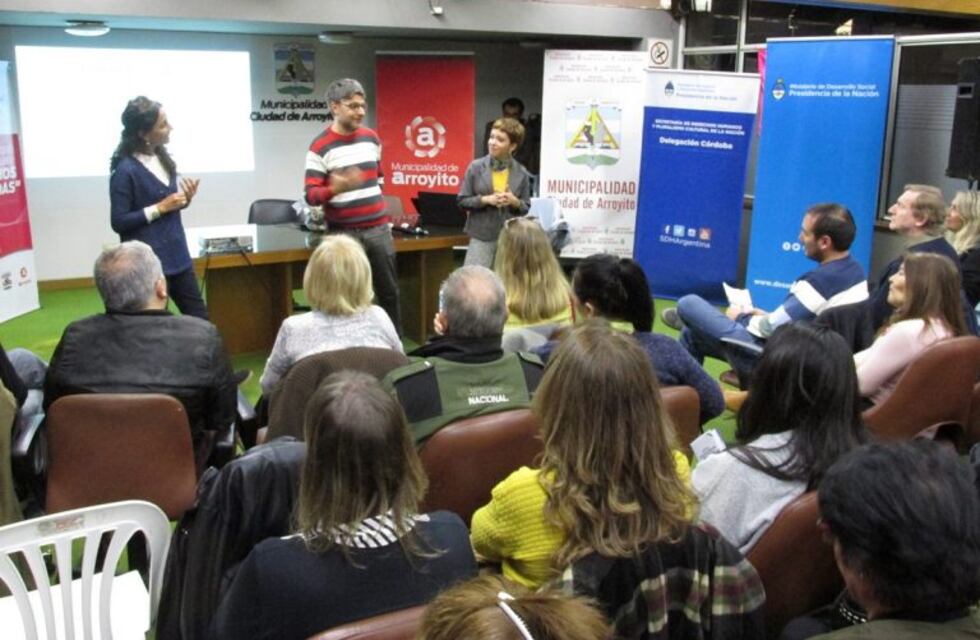 Se realizó en Arroyito una charla de sensibilización en género y diversidad