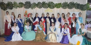Candidatas a reina de la Fiesta Nacional del Inmigrante\u002E \nFuente: Fiesta Nacional del Inmigrante\u002E