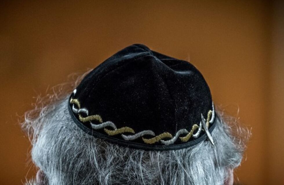 Alemania: aconsejan no llevar kipá tras ataques antisemitas en Berlín