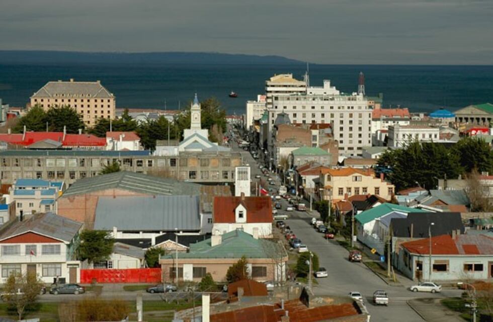 Empresa Marga-Taqsa comenzó a viajar a Punta Arenas ( Chile)
