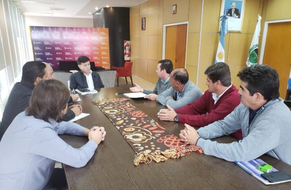 Paro de transporte: el Gobierno de San Luis se reunió con la UTA