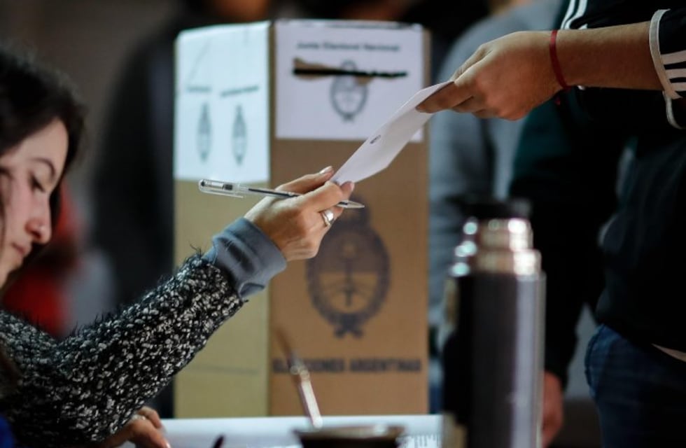 Los veedores del escrutinio de las PASO criticaron el desempeño de SmartMatic