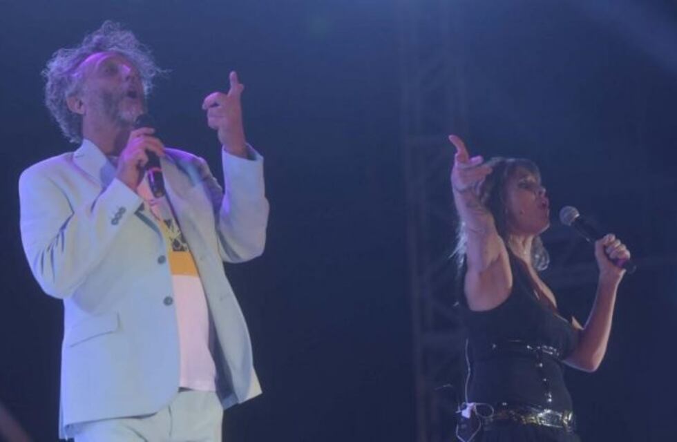 Fito Páez debutó en el Festival de Cosquín con su rock adaptado para la ocasión