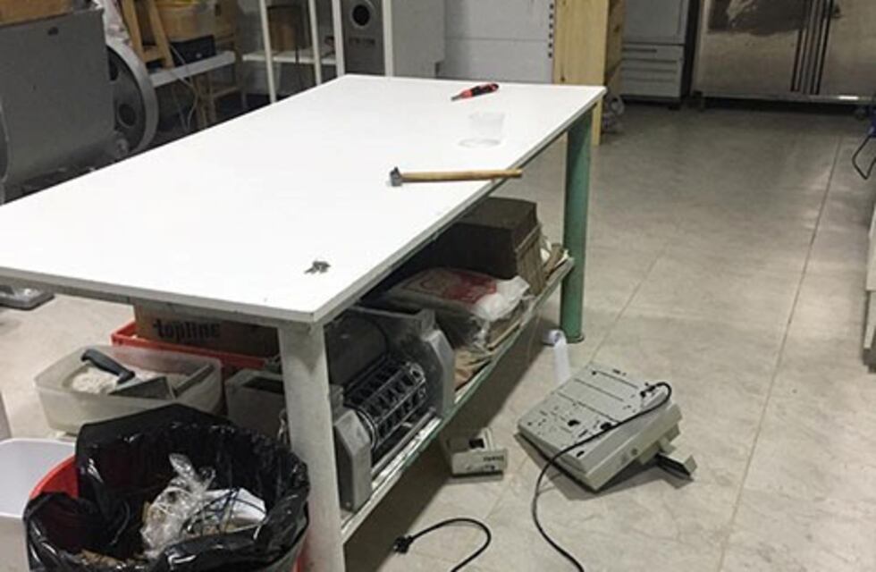 Robaron una fábrica de pastas a tres cuadras de la comisaría