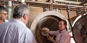 Fábrica de almidón de mandioca en Puerto Esperanza\u002E (Gobierno de Misiones)\u002E