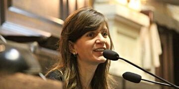 Fernanda Raverta aseguró que es necesario un Ministerio de Ciencia
