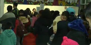 Las familias se quejaron de la cantidad de tiempo que tardaron en acceder a la consulta\u002E (Canal 3)