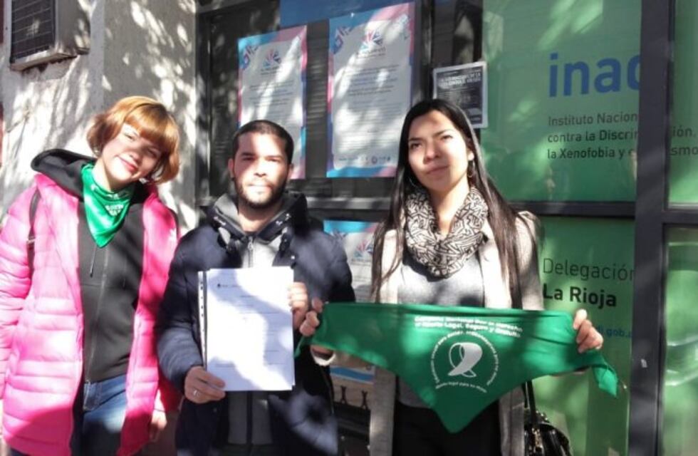 Denuncia y banderazo contra Gaspanello por transodiante