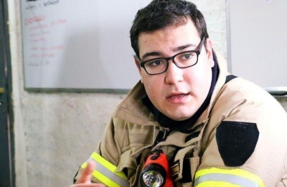 Buscan intensamente a un Jefe de Bomberos por presunto abuso sexual