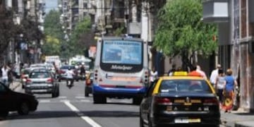 Cronograma de funcionamiento de los medios de transporte en Rosario para las fiestas.