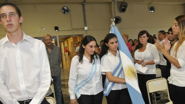 Un buen desempeño en la escuela primaria también repercute positivamente en el nivel medio\u002E