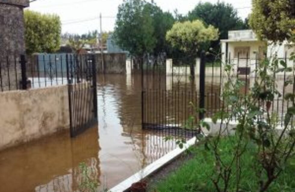 Ya son más de 10 las localidades del sur de Santa Fe inundadas por las lluvias del fin de semana