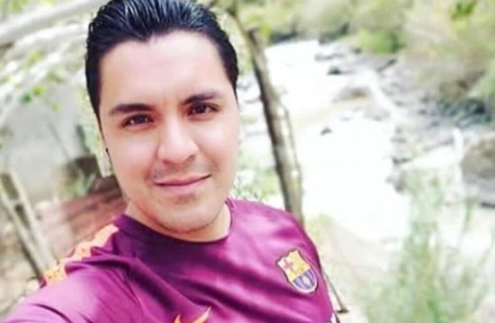 "Destruyeron mi relación", dijo el hombre escrachado junto a su amante por una "kiss cam"