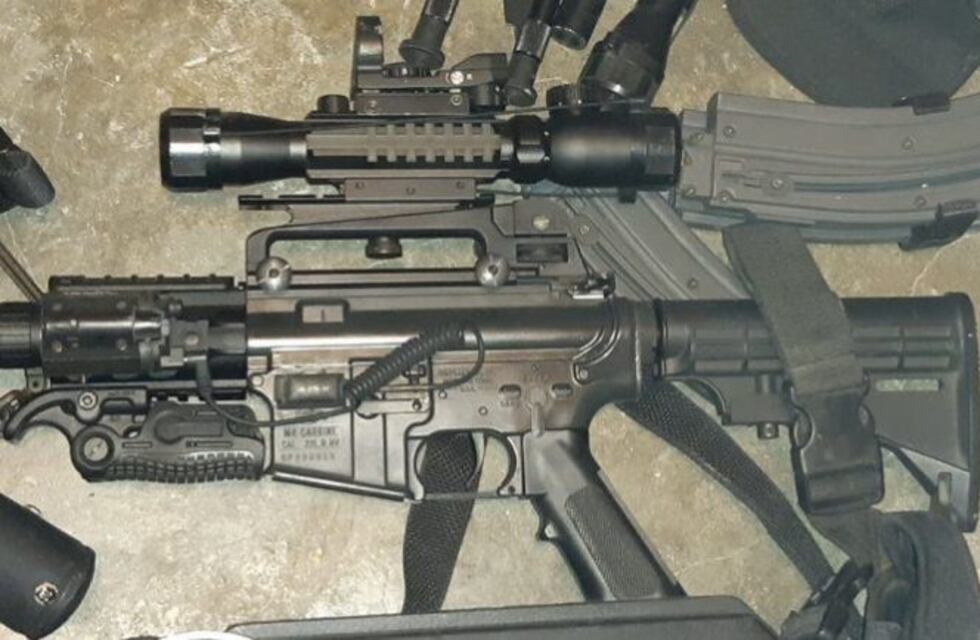 Secuestran un arsenal de armas de grueso calibre a un Pai Umbanda en Neuquén