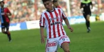 El incisivo Vella vuelve al tridente inicial, para un Instituto que necesita ganar como local\u002E