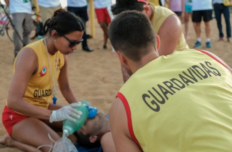 Capacitación y Reválida de Guardavidas 2022/23