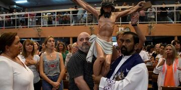 El religioso evitará la gran concentración de fieles \u002E (Archivo)