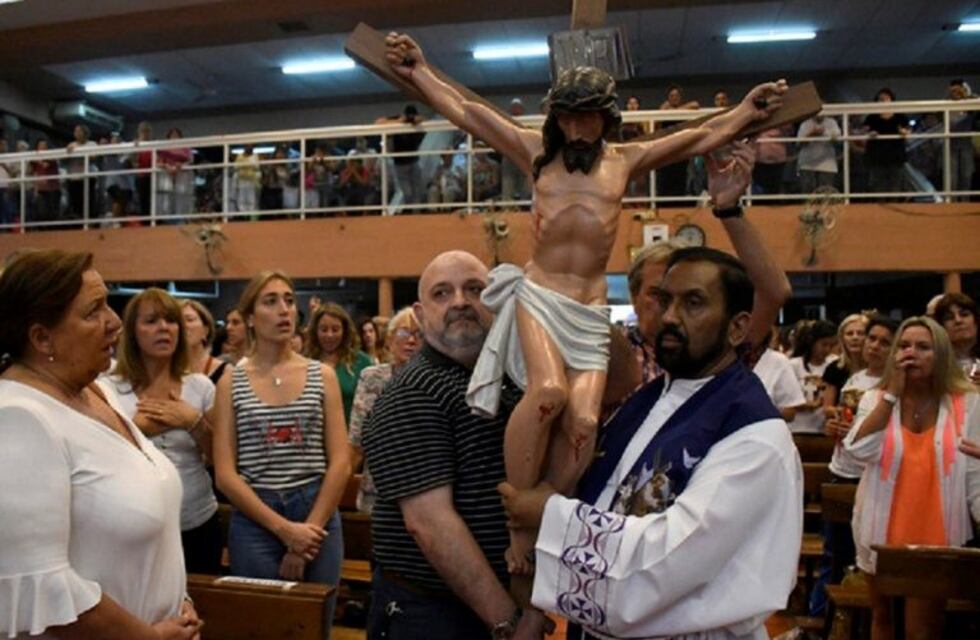Coronavirus en Rosario: el vía crucis del padre Ignacio se verá por Internet