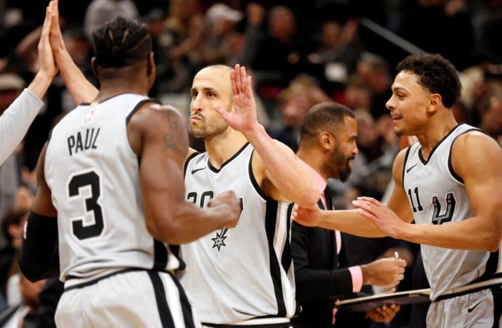 Manu Ginóbili volvió a darle el triunfo a los Spurs sobre el final