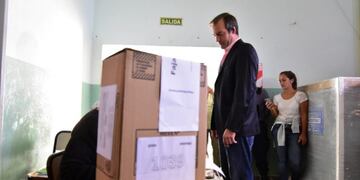El candidato del FPV, Martín Soria admitió la derrota por la gobernación frente a Carreras\u002E