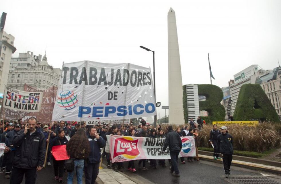 Hubo tensión entre los trabajadores de Pepsico y la Policía de la Ciudad en el Congreso
