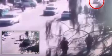 Un auto atropelló a un grupo de niños en China (Foto: Captura/Daily Mail)