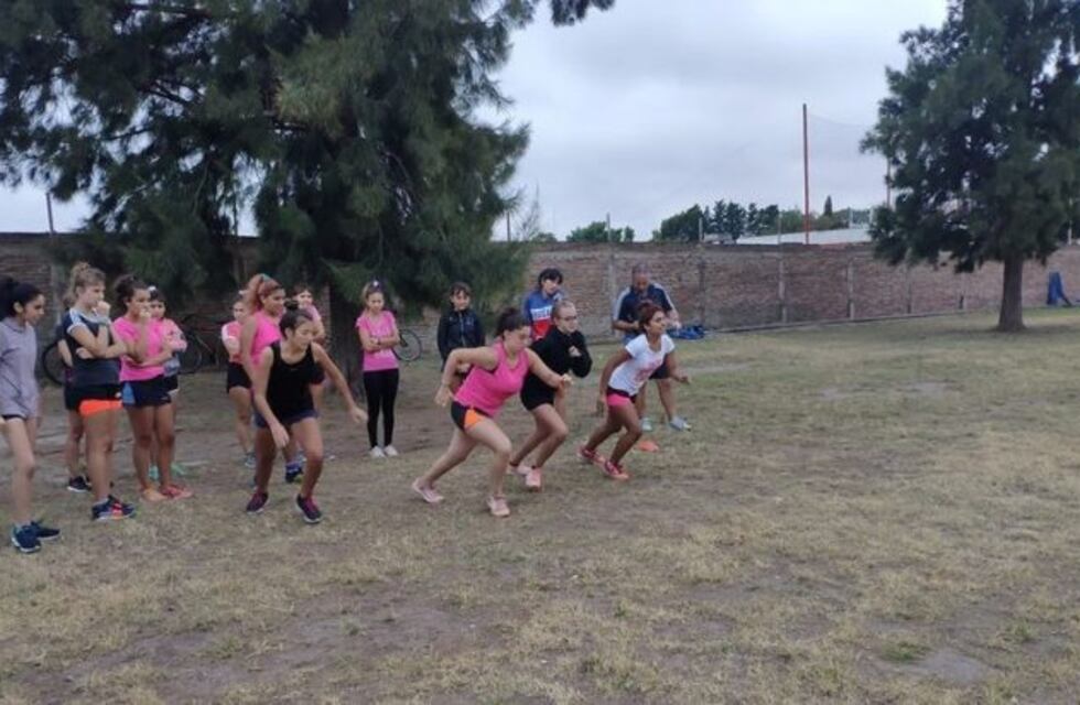 El hockey de Rosario Puerto Belgrano se prepara para la temporada 2020