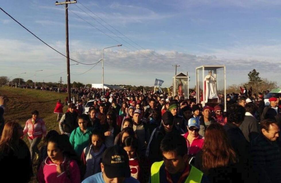 Con mensajes a favor de las "Dos Vidas", comenzó la 118º peregrinación de San Luis a Itatí