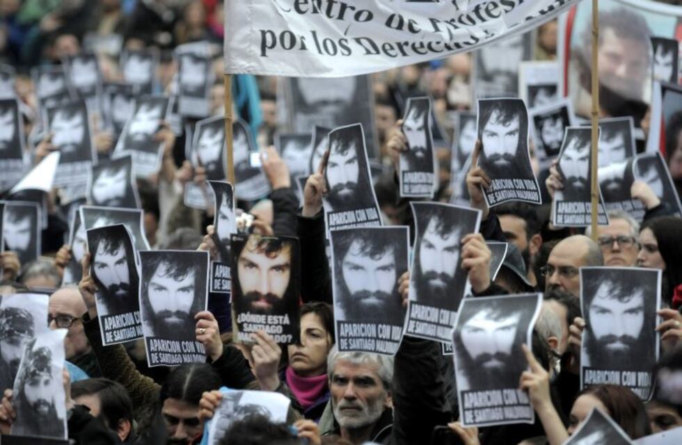 Miles de personas se concentraron en Plaza de Mayo para reclamar la aparición de Santiago Maldonado