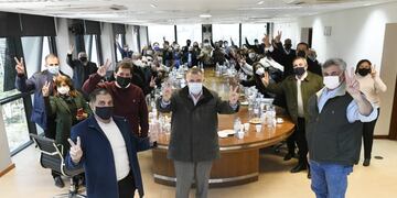 Jaldo se reunió con dirigentes de San Miguel de Tucumán.